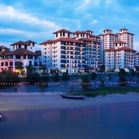 Instay Leisure Mahkota With Sea/Pool View ملقا المظهر الخارجي الصورة