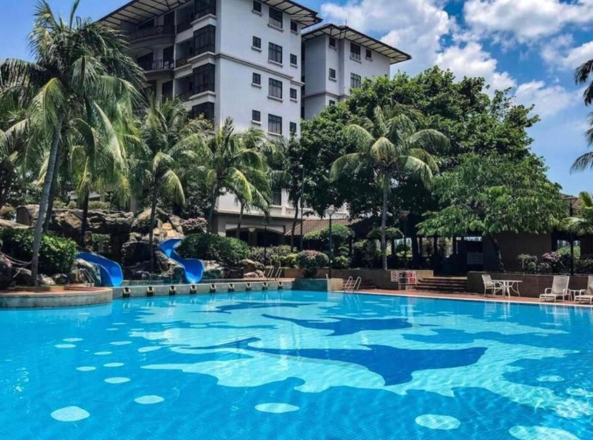 Instay Leisure Mahkota With Sea/Pool View ملقا المظهر الخارجي الصورة